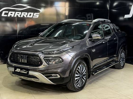 FIAT TORO 2.0 16V TURBO DIESEL RANCH 4WD AT9 FIAT TORO 2.0 16V TURBO DIESEL RANCH 4WD AT9